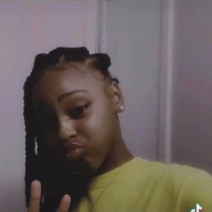 Meet your Posher, Merial